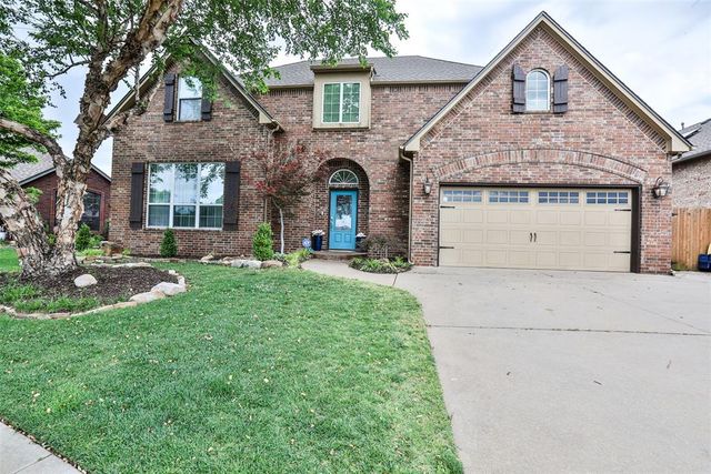 10808 NW 117th Place, Yukon, OK 73099