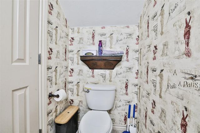 10808 NW 117th Place, Yukon, OK 73099