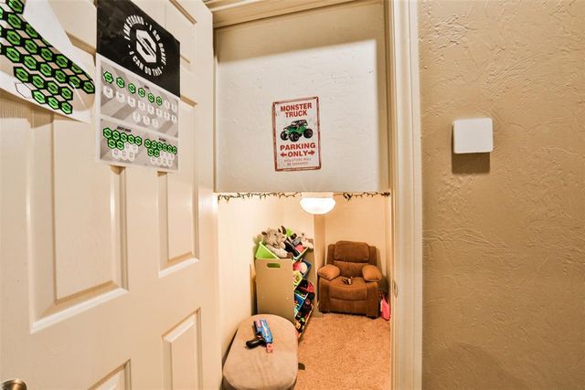 10808 NW 117th Place, Yukon, OK 73099