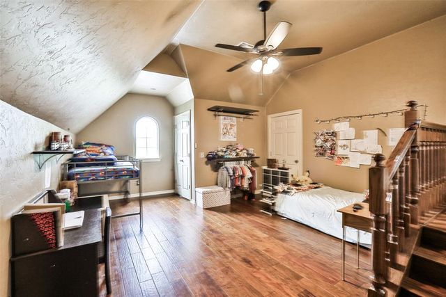 10808 NW 117th Place, Yukon, OK 73099