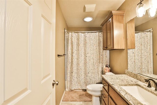 10808 NW 117th Place, Yukon, OK 73099