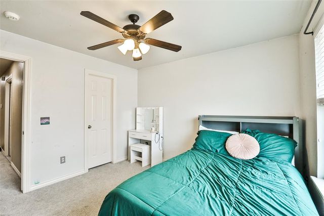 10808 NW 117th Place, Yukon, OK 73099