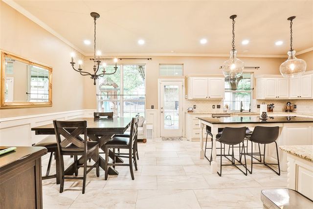 10808 NW 117th Place, Yukon, OK 73099
