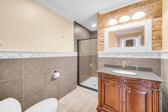 3N777 Walt Whitman Road, St. Charles, IL 60175