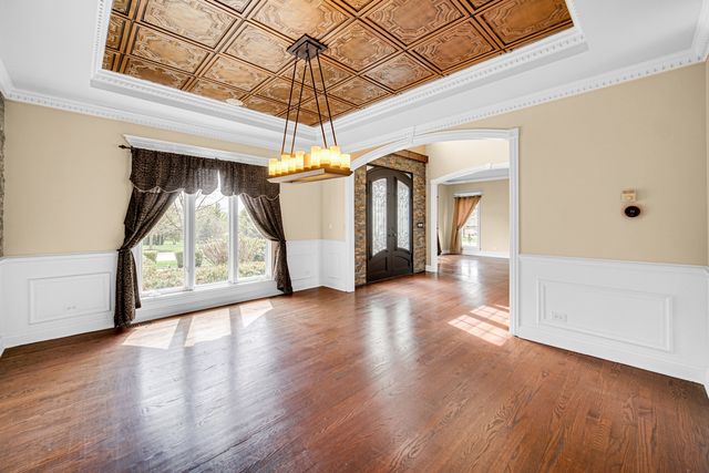 3N777 Walt Whitman Road, St. Charles, IL 60175