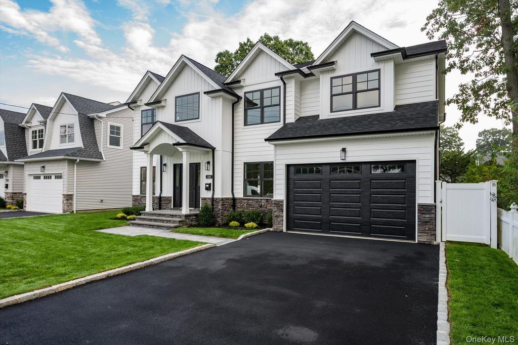 115 Jackson Avenue, Massapequa Park, NY 11762 — photo 3