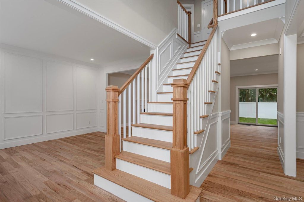 115 Jackson Avenue, Massapequa Park, NY 11762 — photo 4
