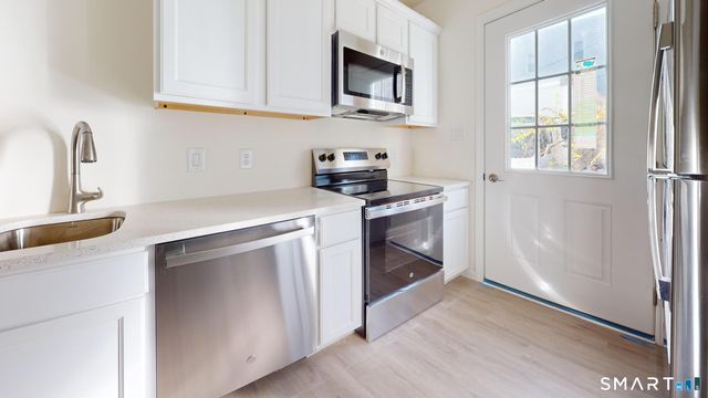 281 Greenwich Avenue, Stamford, CT 06902