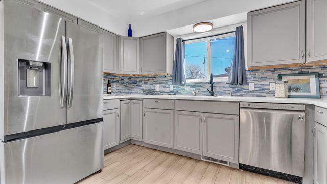 3221 22nd Avenue SE, Rio Rancho, NM 87124