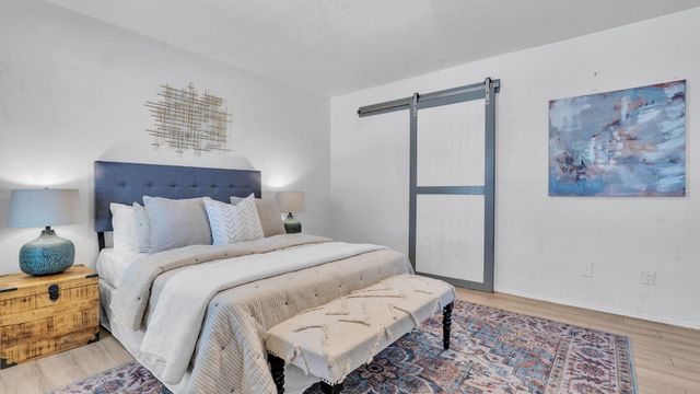 3221 22nd Avenue SE, Rio Rancho, NM 87124