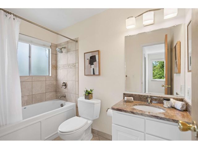 1460 Kendall Dr, Boulder, CO 80305