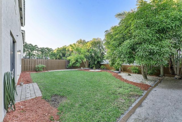 3841 E Aspen Leaf Drive, Boynton Beach, FL 33436