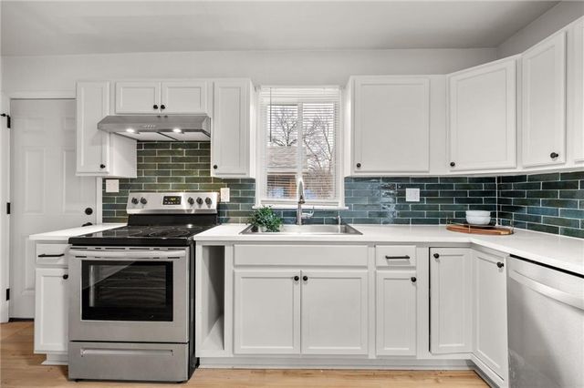 2834 S 48th Street, Kansas City, KS 66106