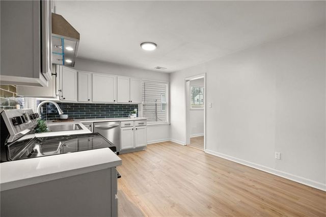 2834 S 48th Street, Kansas City, KS 66106