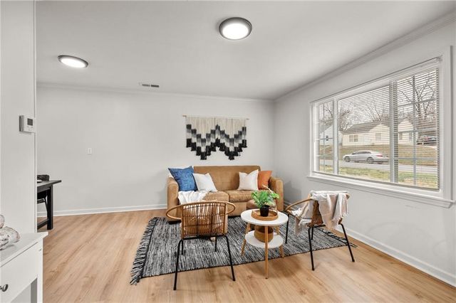 2834 S 48th Street, Kansas City, KS 66106