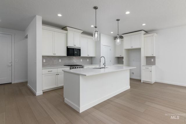 1213 W Grassland St, Middleton, ID 83644