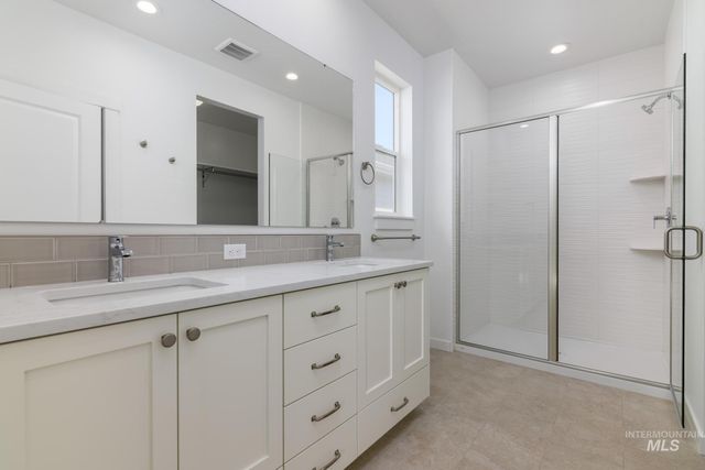 1213 W Grassland St, Middleton, ID 83644