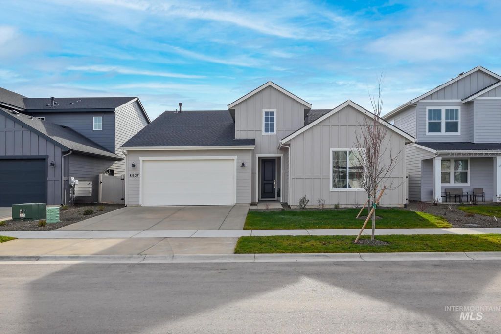 1213 W Grassland St, Middleton, ID 83644