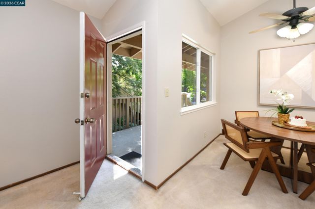 5455 Kirkwood Dr B6, Concord, CA 94521