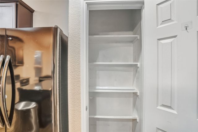 8101 Kurgan Trail, Fort Worth, TX 76131