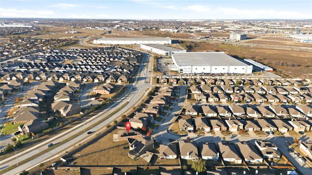 8101 Kurgan Trail, Fort Worth, TX 76131