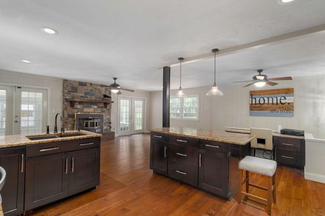 4006 S Fairway Avenue, Springfield, MO 65804