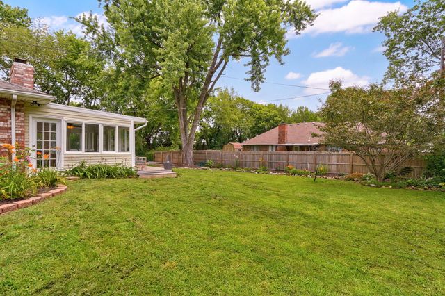 4006 S Fairway Avenue, Springfield, MO 65804