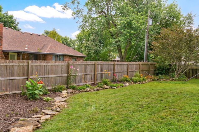 4006 S Fairway Avenue, Springfield, MO 65804