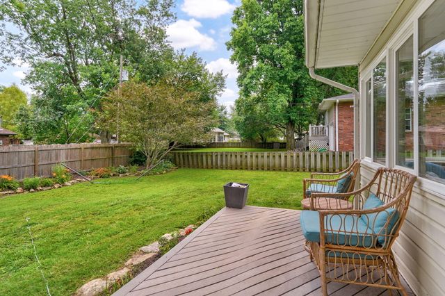 4006 S Fairway Avenue, Springfield, MO 65804