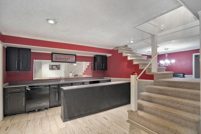 4006 S Fairway Avenue, Springfield, MO 65804