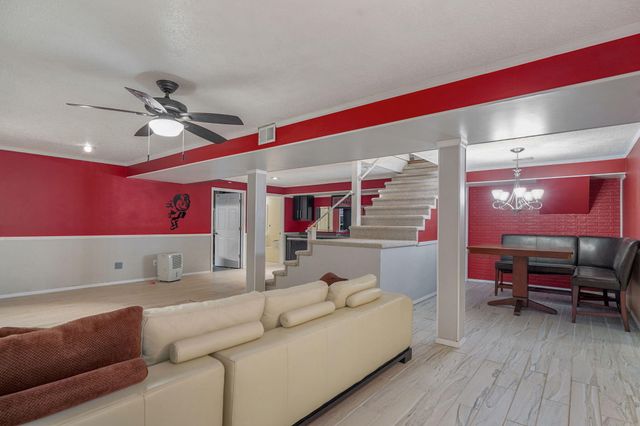 4006 S Fairway Avenue, Springfield, MO 65804