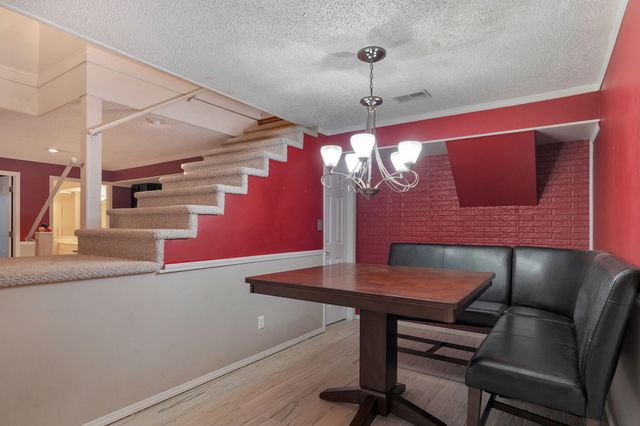 4006 S Fairway Avenue, Springfield, MO 65804