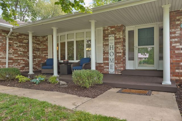 4006 S Fairway Avenue, Springfield, MO 65804