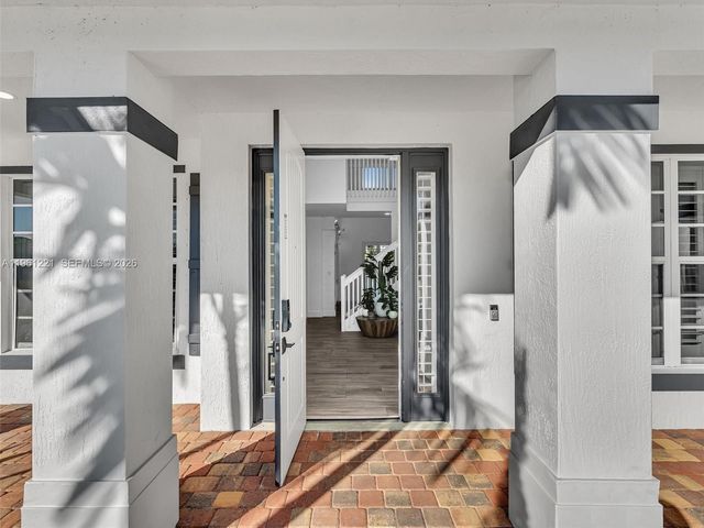 22690 SW 127th Ct, Miami, FL 33170