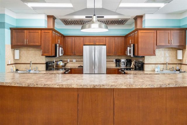 14038 94TH PLACE, Seminole, FL 33776