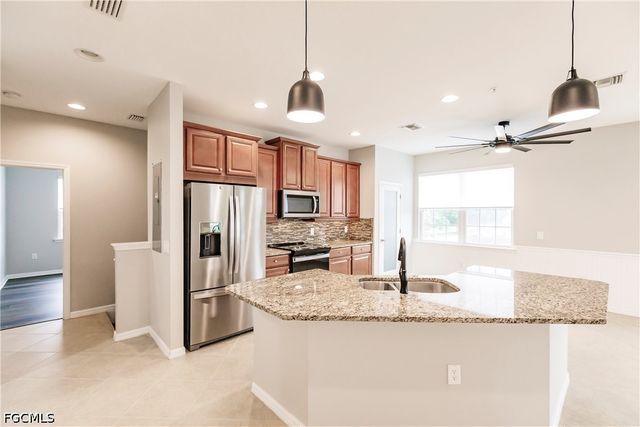 18280 Creekside Preserve LOOP 201, Fort Myers, FL 33908