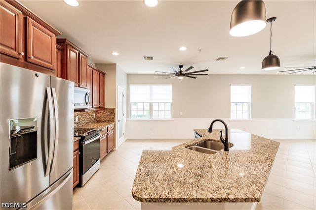 18280 Creekside Preserve LOOP 201, Fort Myers, FL 33908
