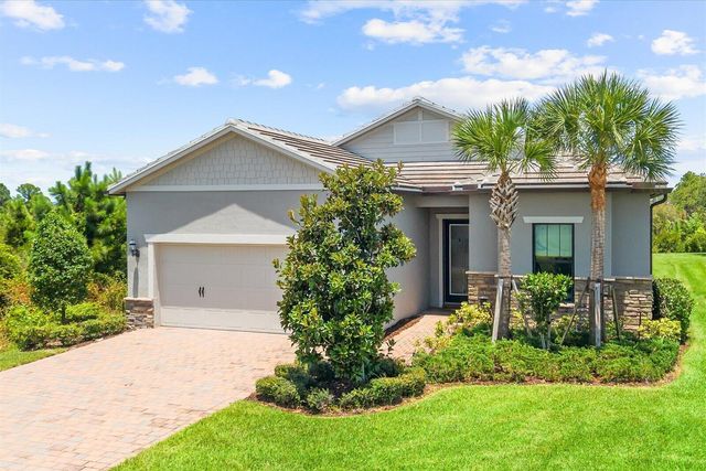 415 SE Crathes Street SE, Port St. Lucie, FL 34984