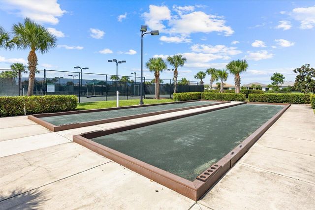 415 SE Crathes Street SE, Port St. Lucie, FL 34984