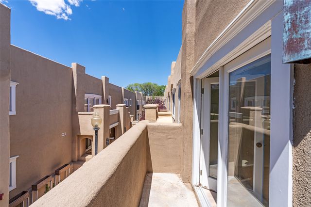 663 Bishops Lodge Rd 59, Santa Fe, NM 87501