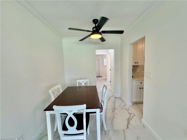 473 12th AVE S B7, Naples, FL 34102