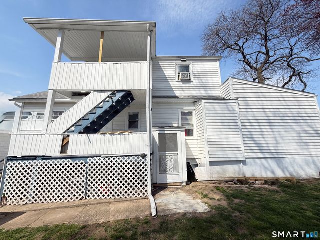 185 Grandview Avenue, Bridgeport, CT 06606