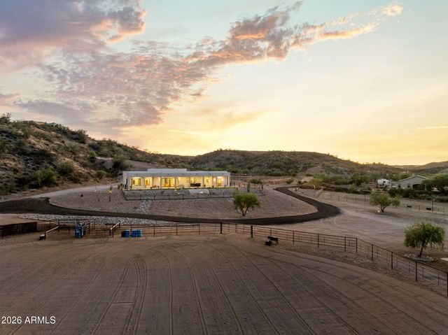 1255 W Grantham Ranch Road, Wickenburg, AZ 85390