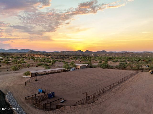 1255 W Grantham Ranch Road, Wickenburg, AZ 85390