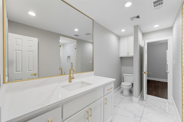 1431 Fm 85, Ennis, TX 75119