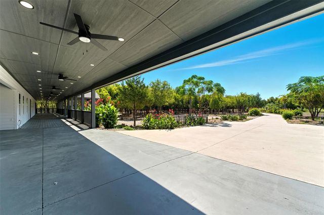 1431 Fm 85, Ennis, TX 75119