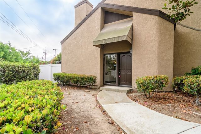 917 Van Ness Court, Costa Mesa, CA 92626