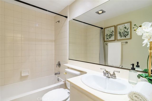 917 Van Ness Court, Costa Mesa, CA 92626