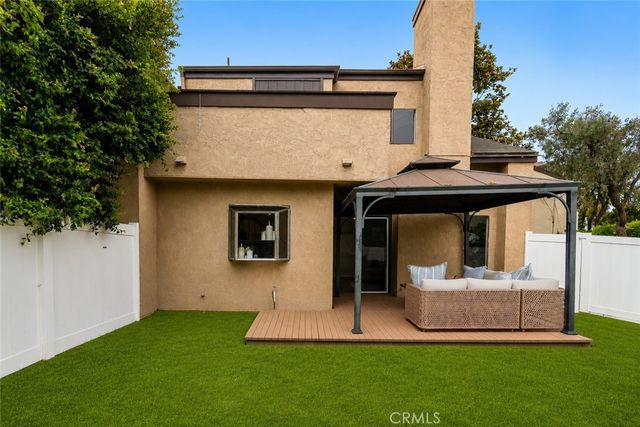 917 Van Ness Court, Costa Mesa, CA 92626