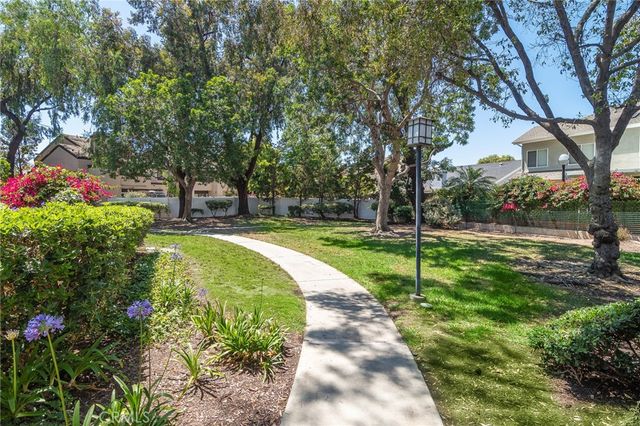 917 Van Ness Court, Costa Mesa, CA 92626